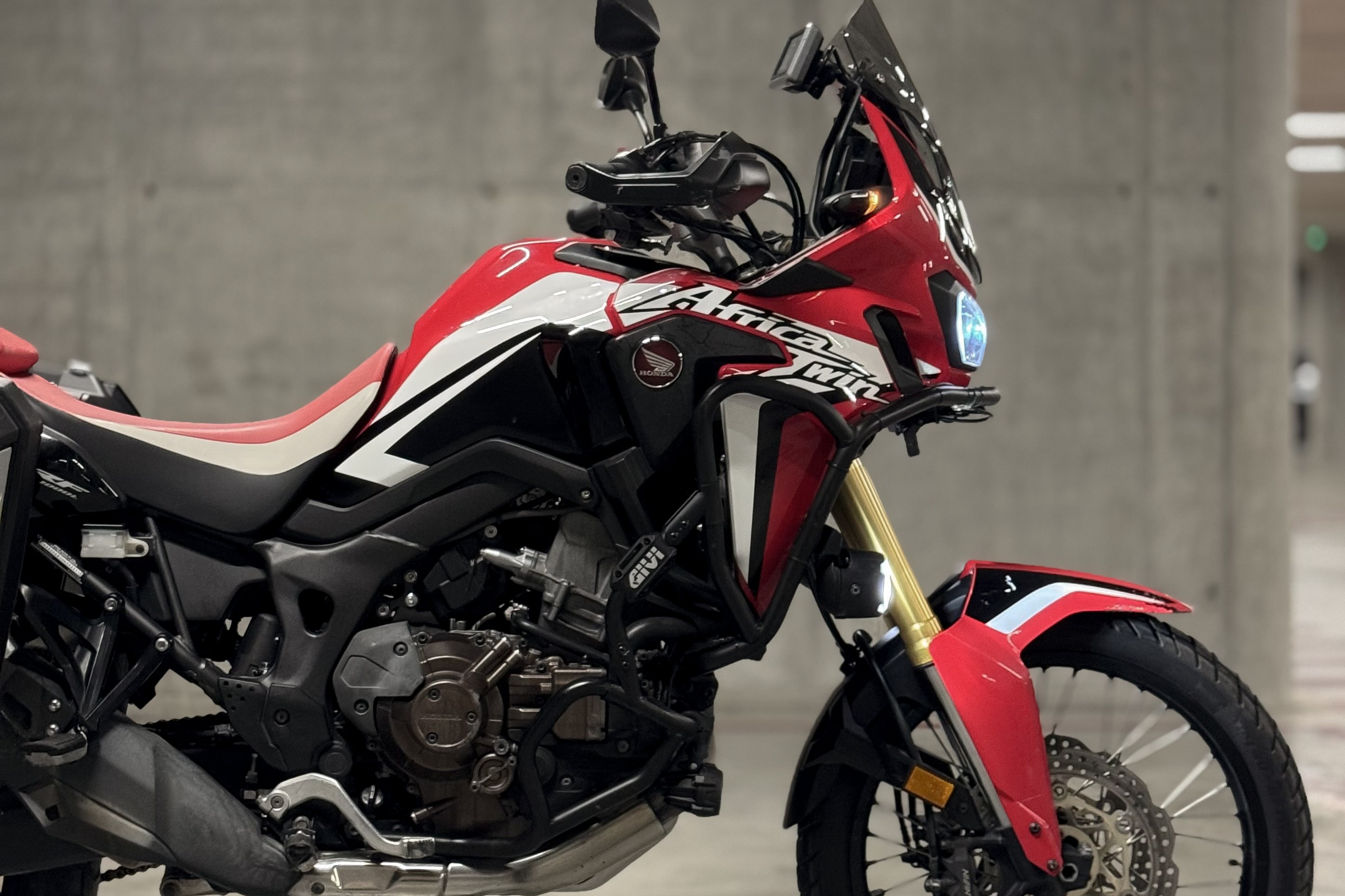 Right side view of Honda CRF1000L Africa Twin motorcycle rental