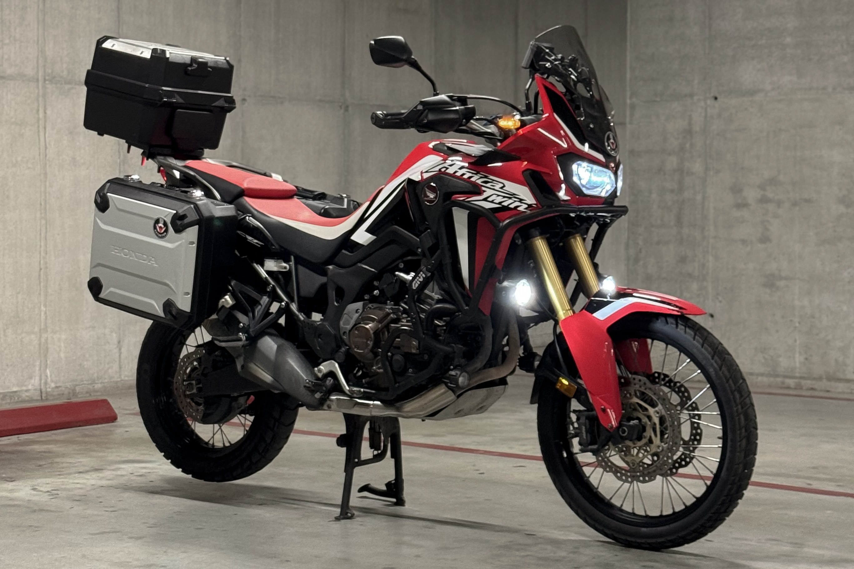 Honda CRF1000L Africa Twin rental in Tirana