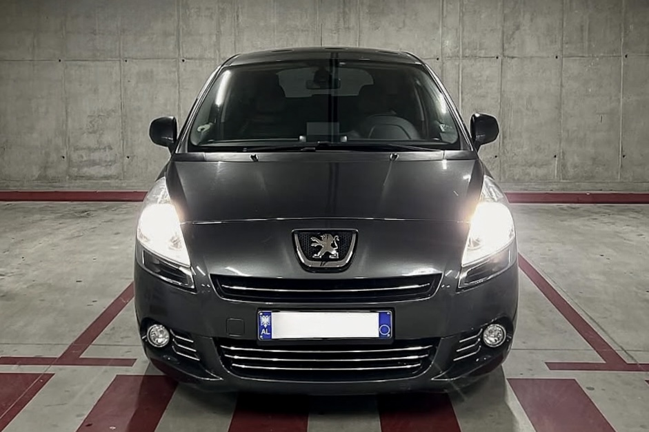 Peugeot 5008 2013 rental car in Tirana, Albania