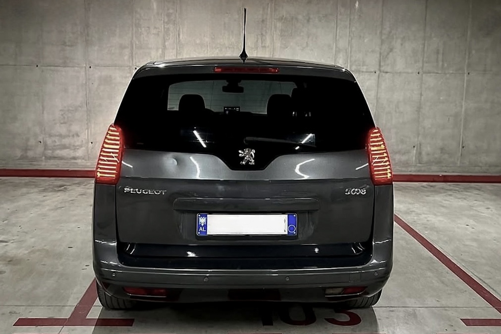 Rear view of Peugeot 5008 rental car
