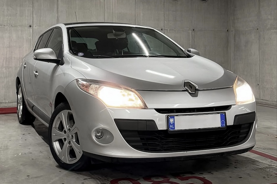 Renault Megane rental in Tirana